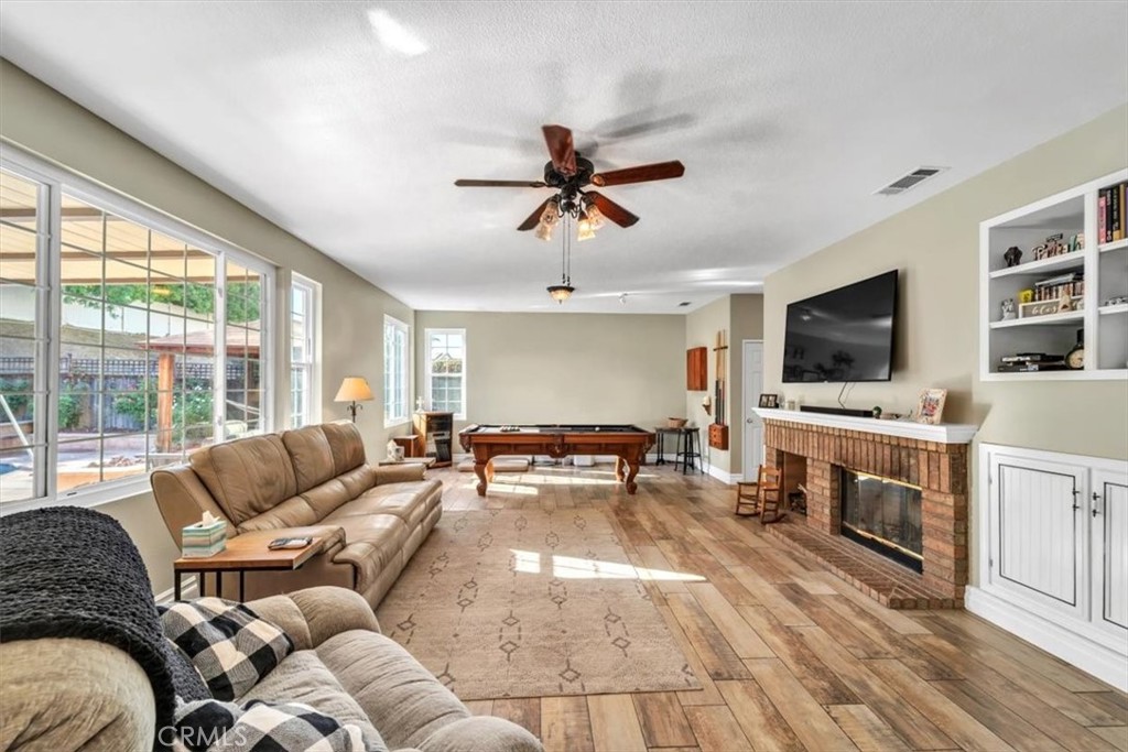 24681 Lincoln Avenue