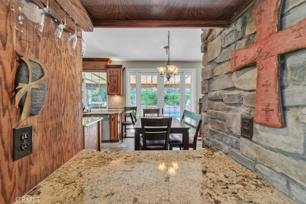 24681 Lincoln Avenue