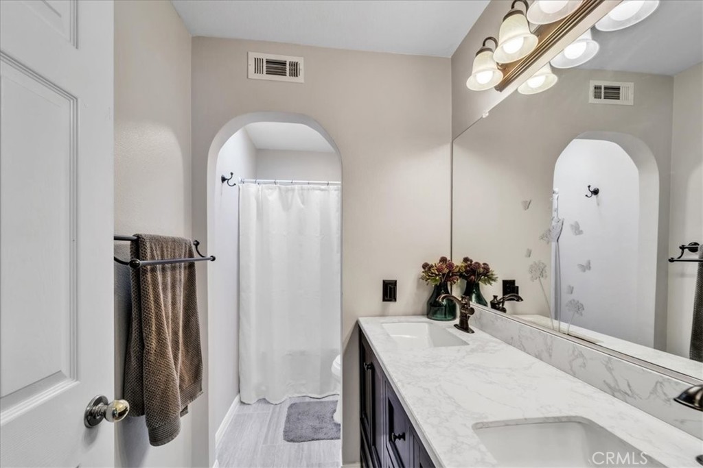 24681 Lincoln Avenue