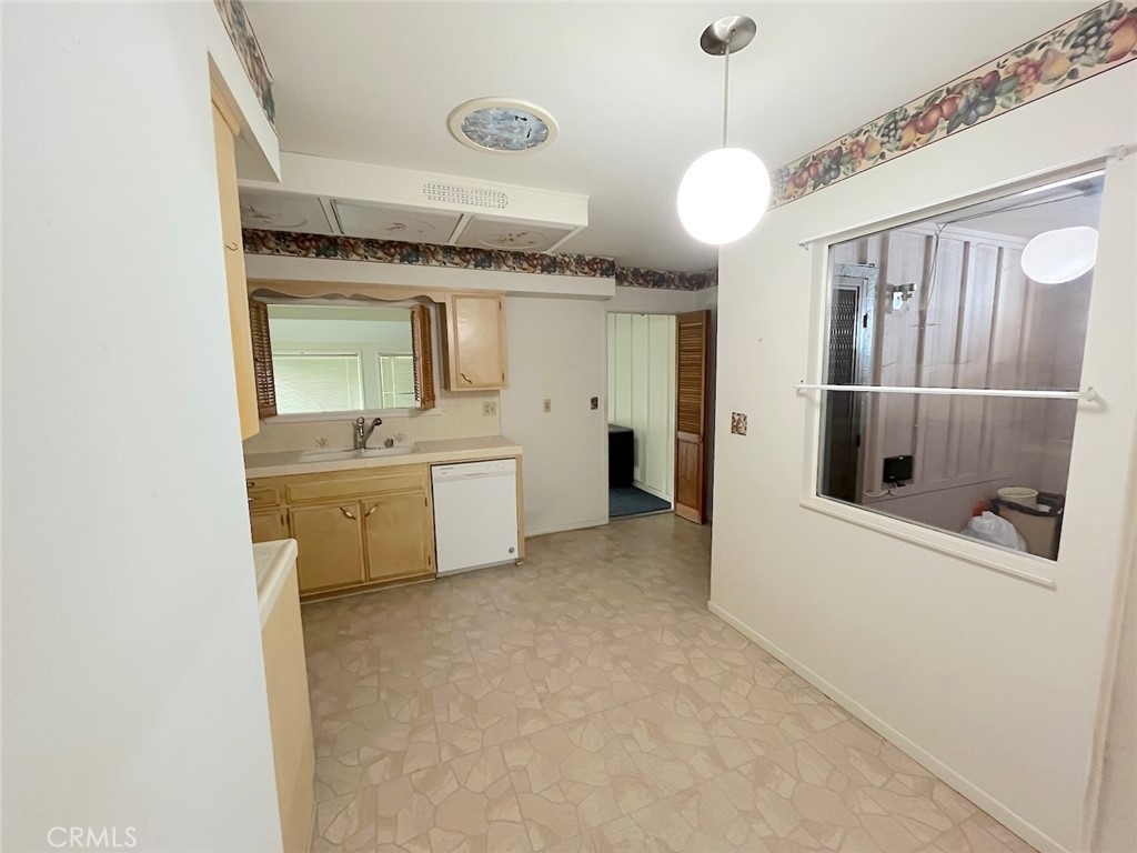 29027 Thornhill Drive