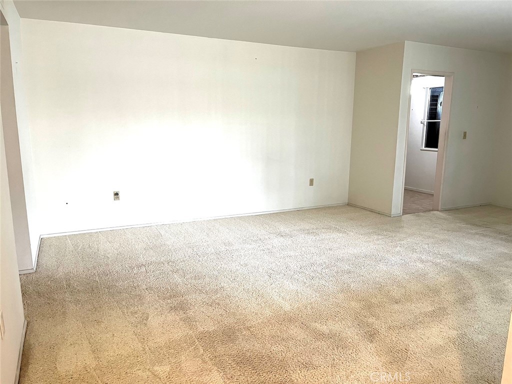 29027 Thornhill Drive