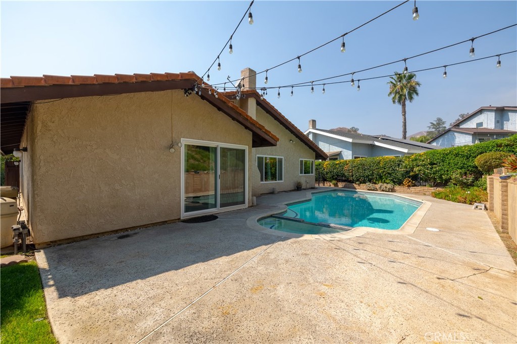 3025 Small Canyon Drive