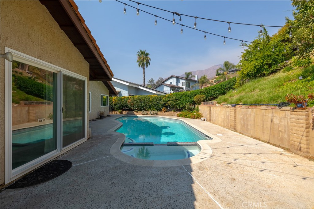 3025 Small Canyon Drive