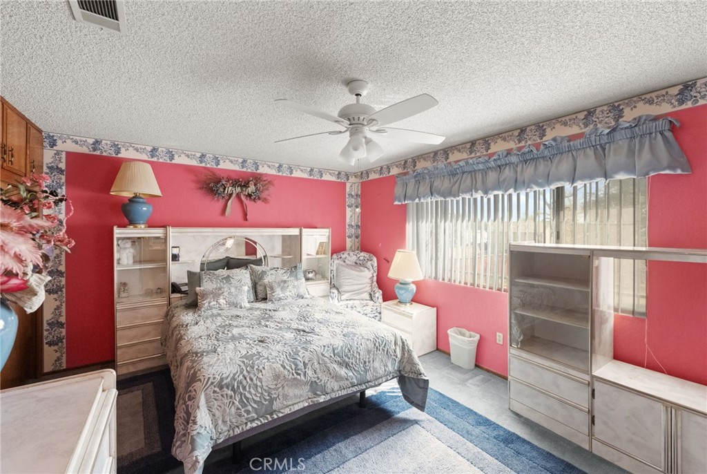 21661 Mountain Avenue