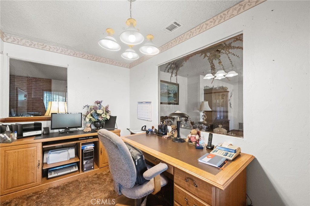 21661 Mountain Avenue