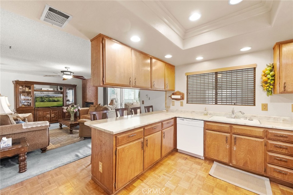 21661 Mountain Avenue