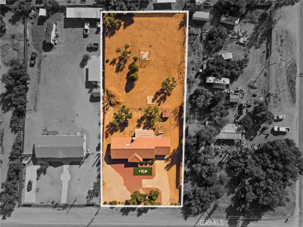 21661 Mountain Avenue