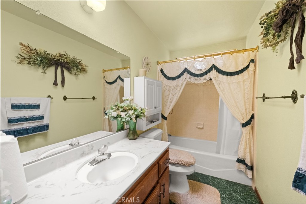 21661 Mountain Avenue