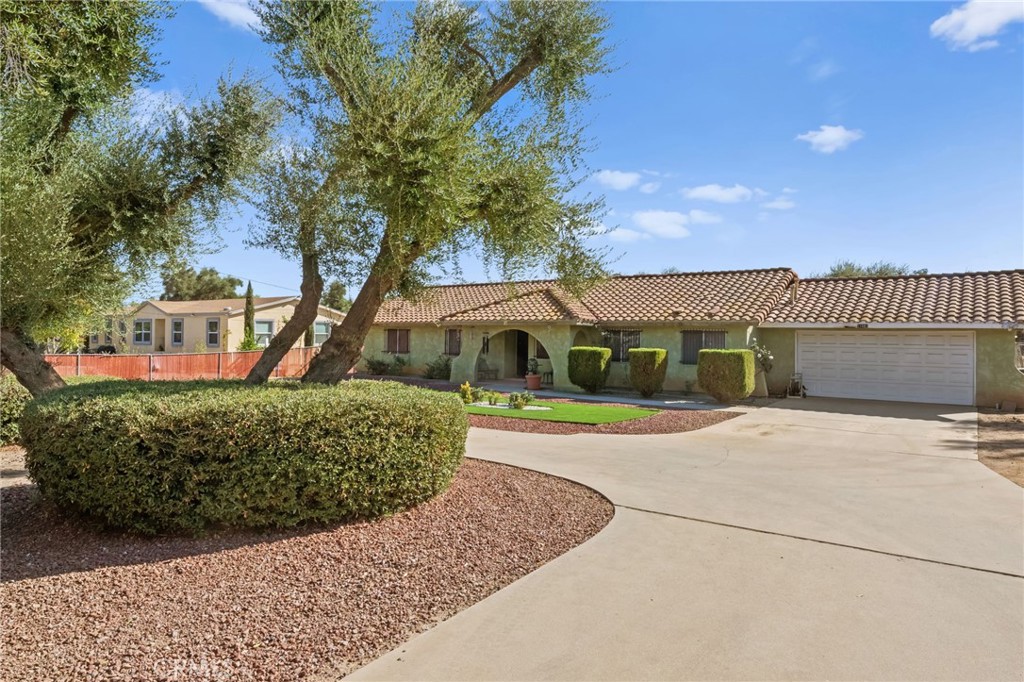 21661 Mountain Avenue