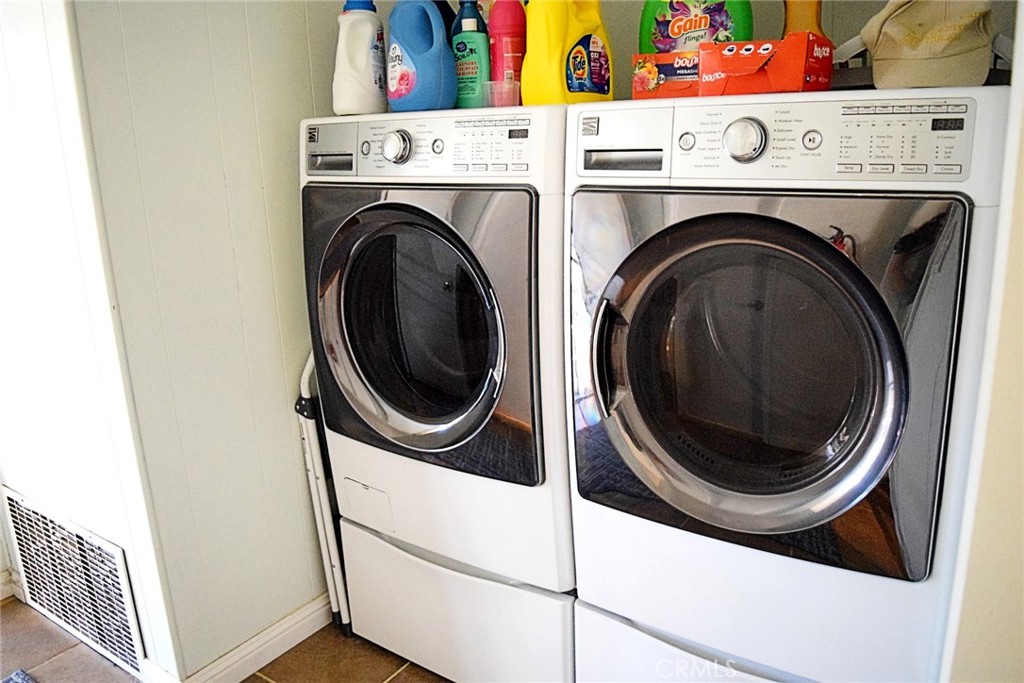 974 San Gorgonio Way