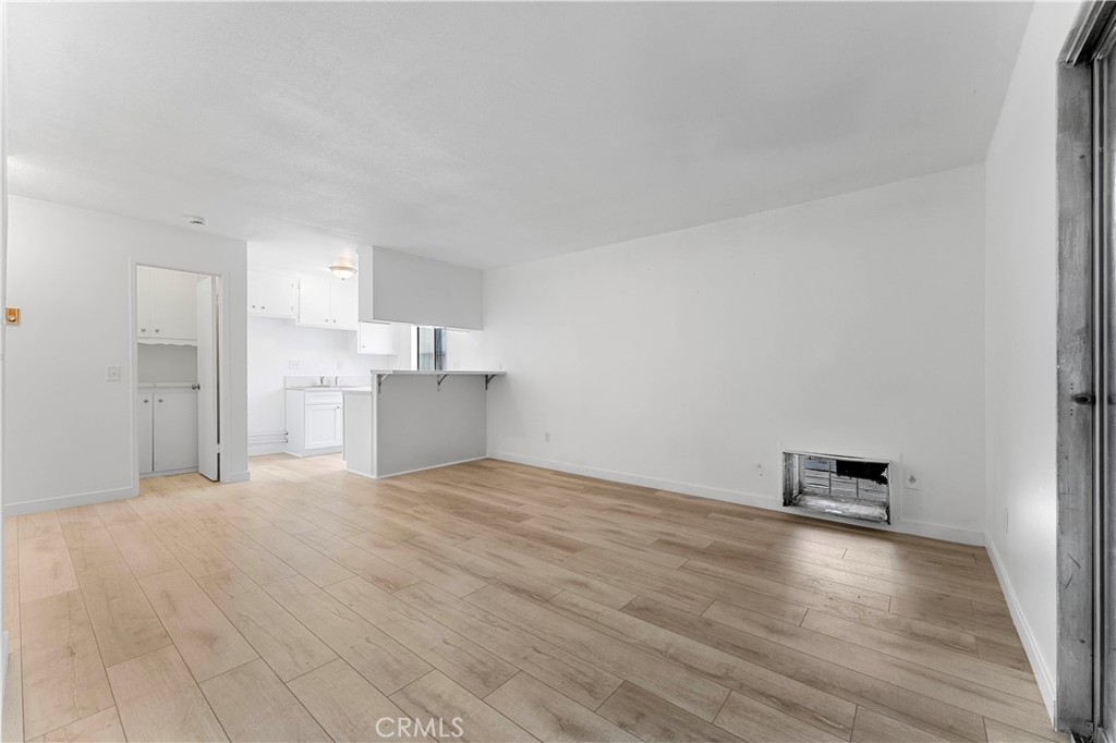 2122 S Acama Street 2122