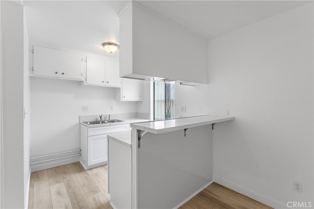 2122 S Acama Street 2122