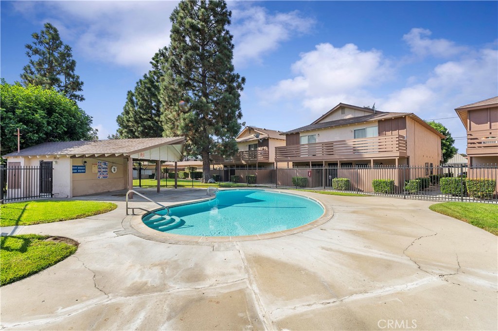 2122 S Acama Street 2122