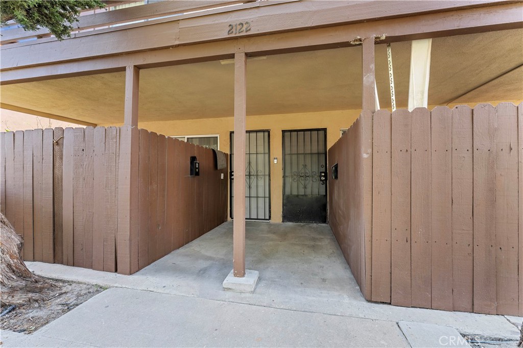 2122 S Acama Street 2122