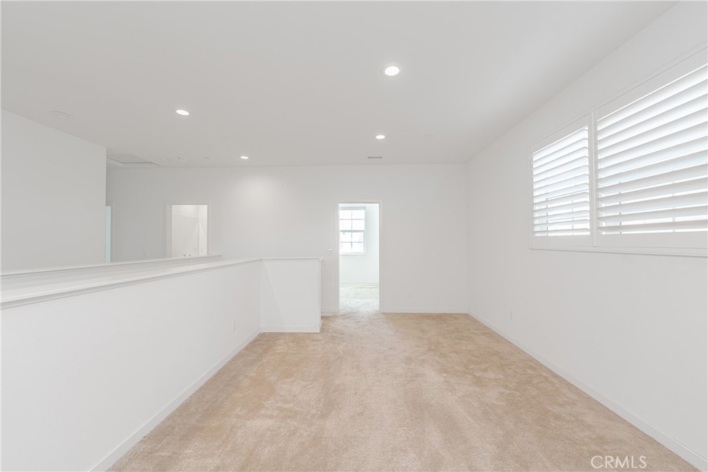 6065 Rio Bravo Avenue