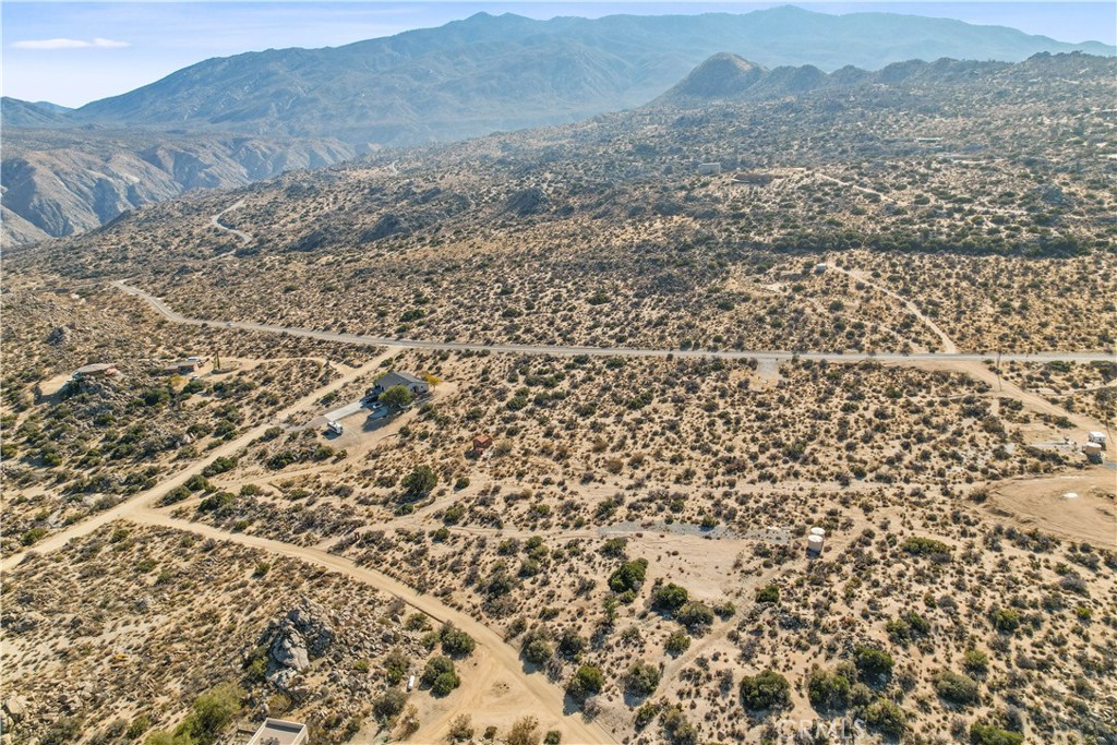 59705 Avenida Encino