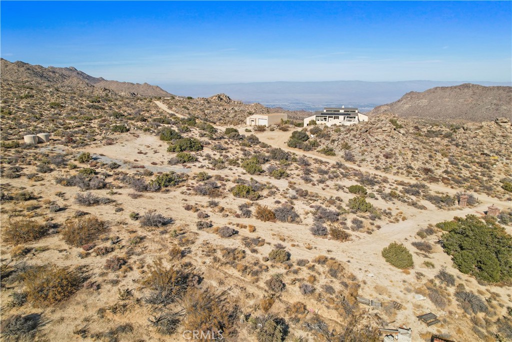 59705 Avenida Encino