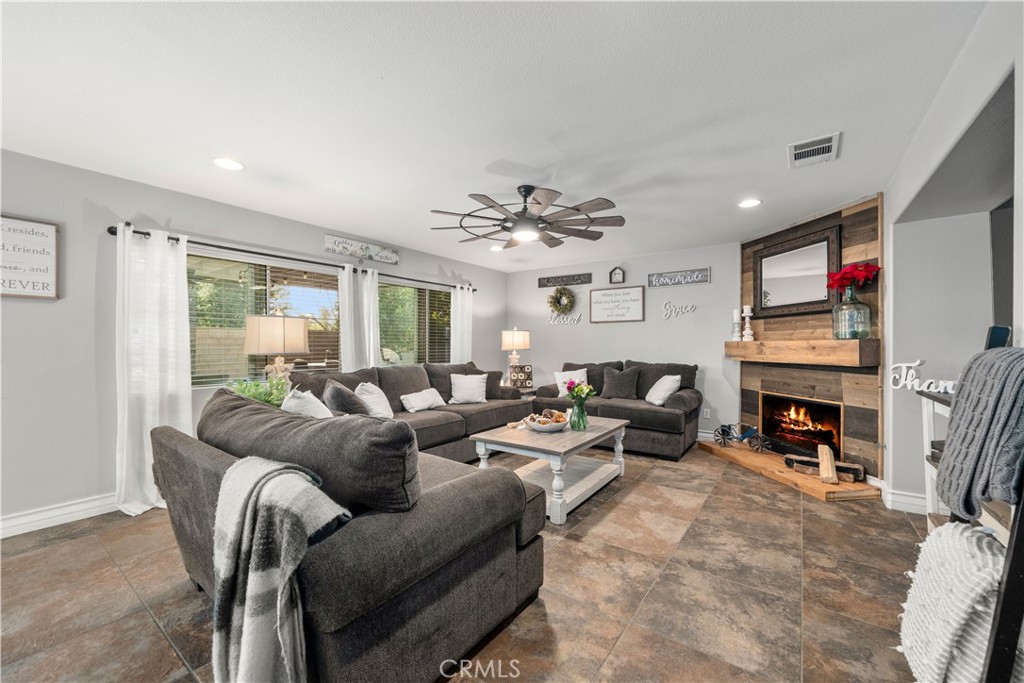 32281 Bandelier rd