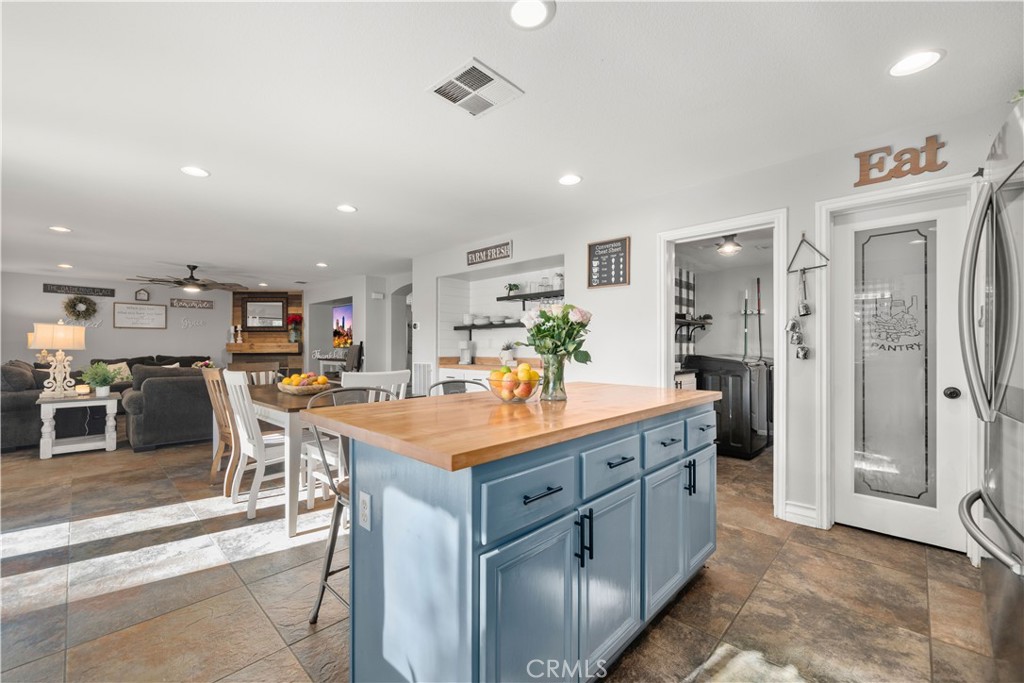 32281 Bandelier rd