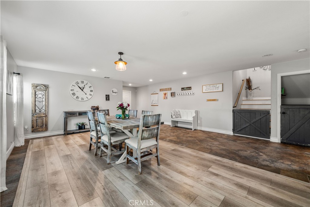 32281 Bandelier rd