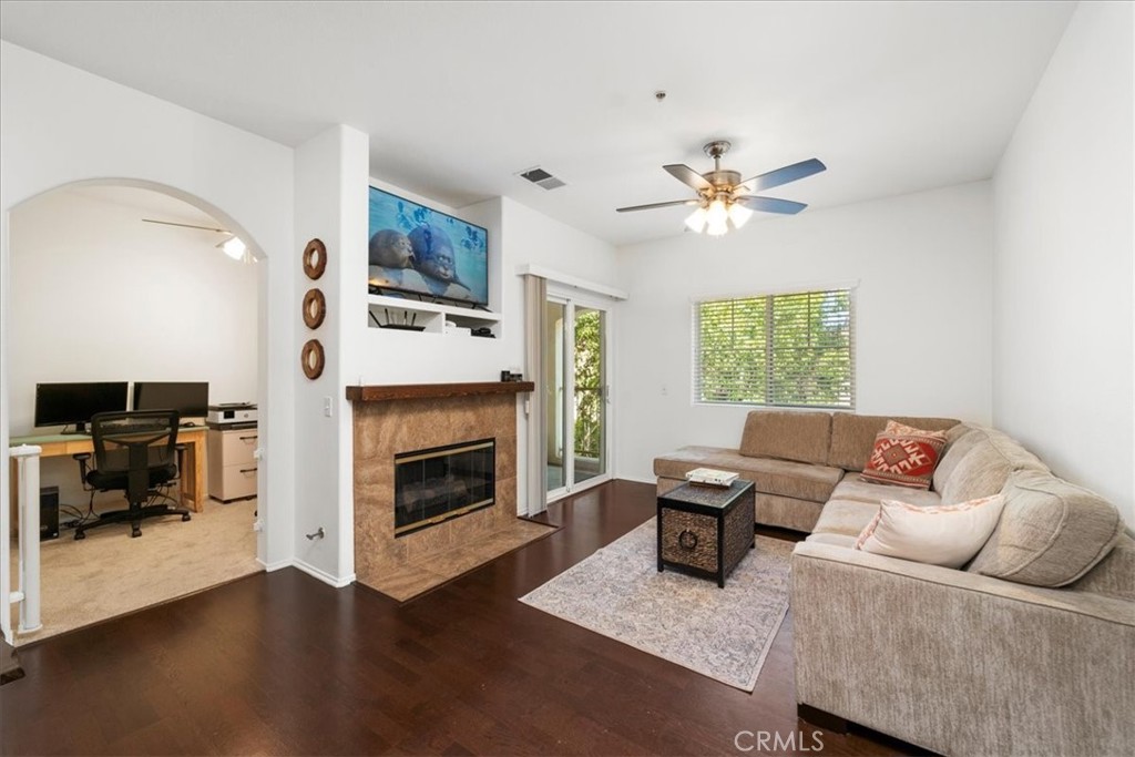 26326 Arboretum Way 405