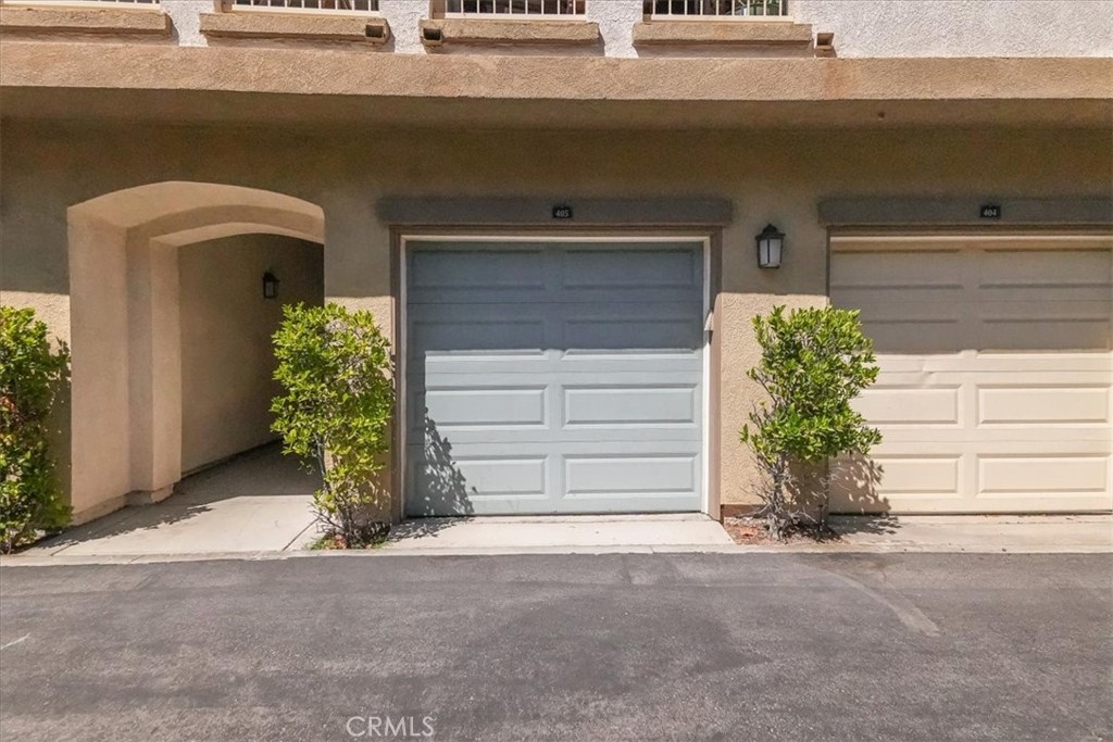 26326 Arboretum Way 405