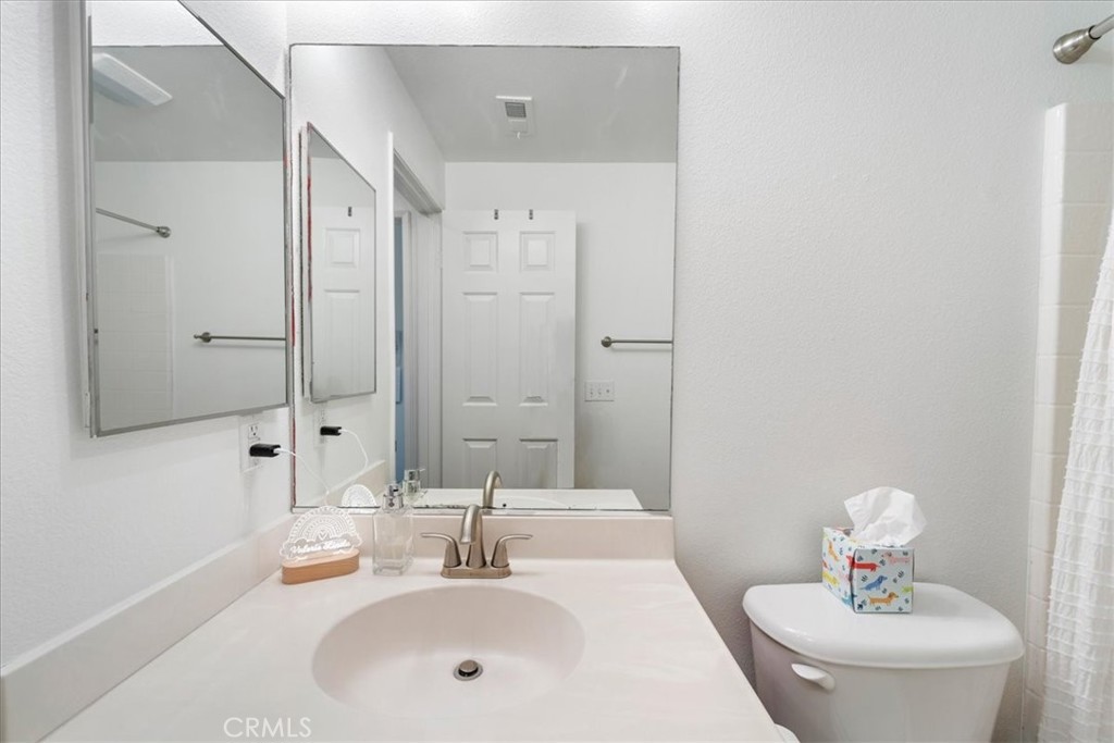 26326 Arboretum Way 405