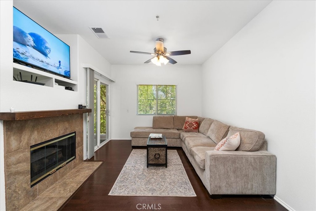 26326 Arboretum Way 405