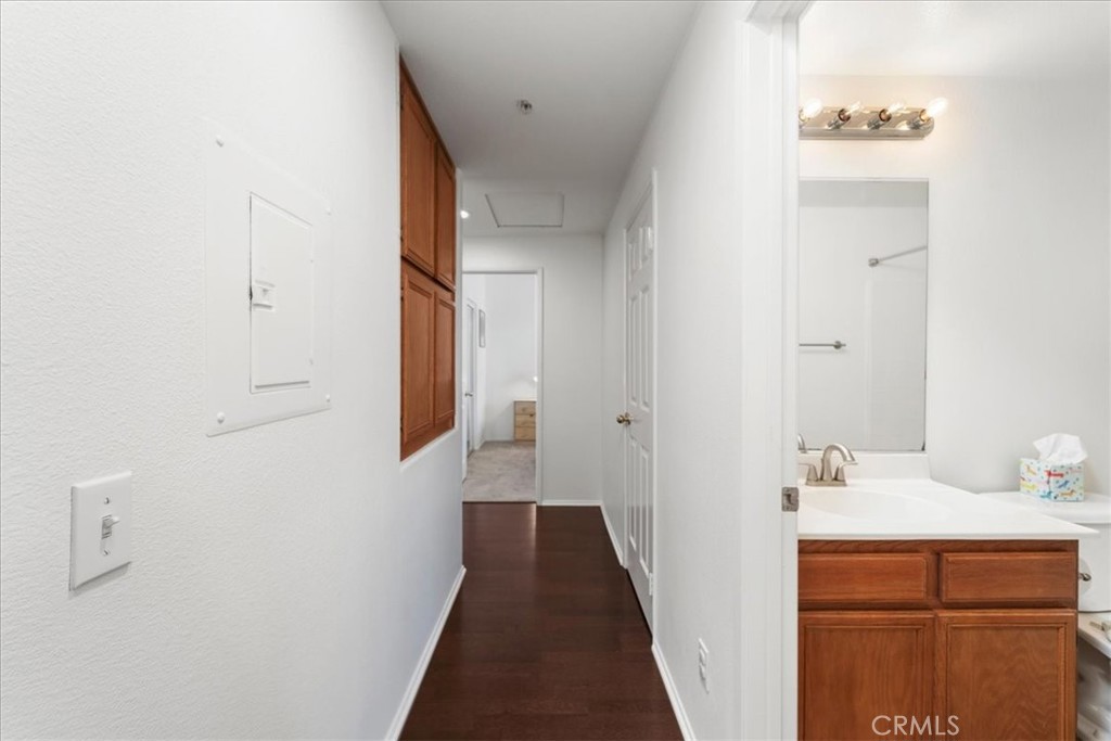 26326 Arboretum Way 405