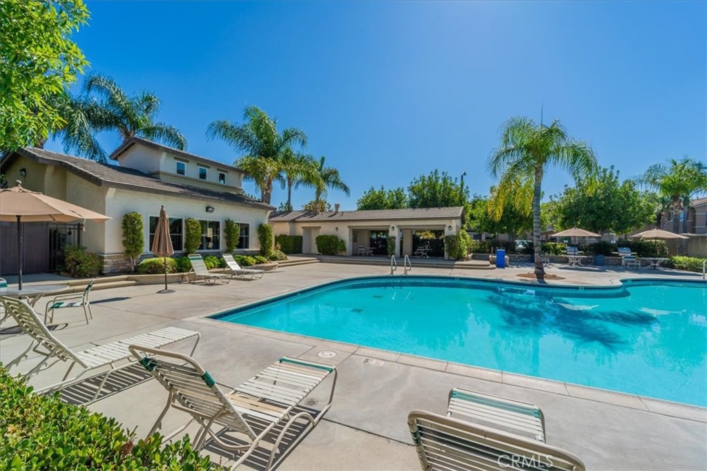 26326 Arboretum Way 405