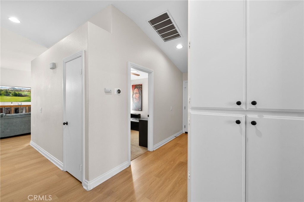 33422 Hillcrest Court