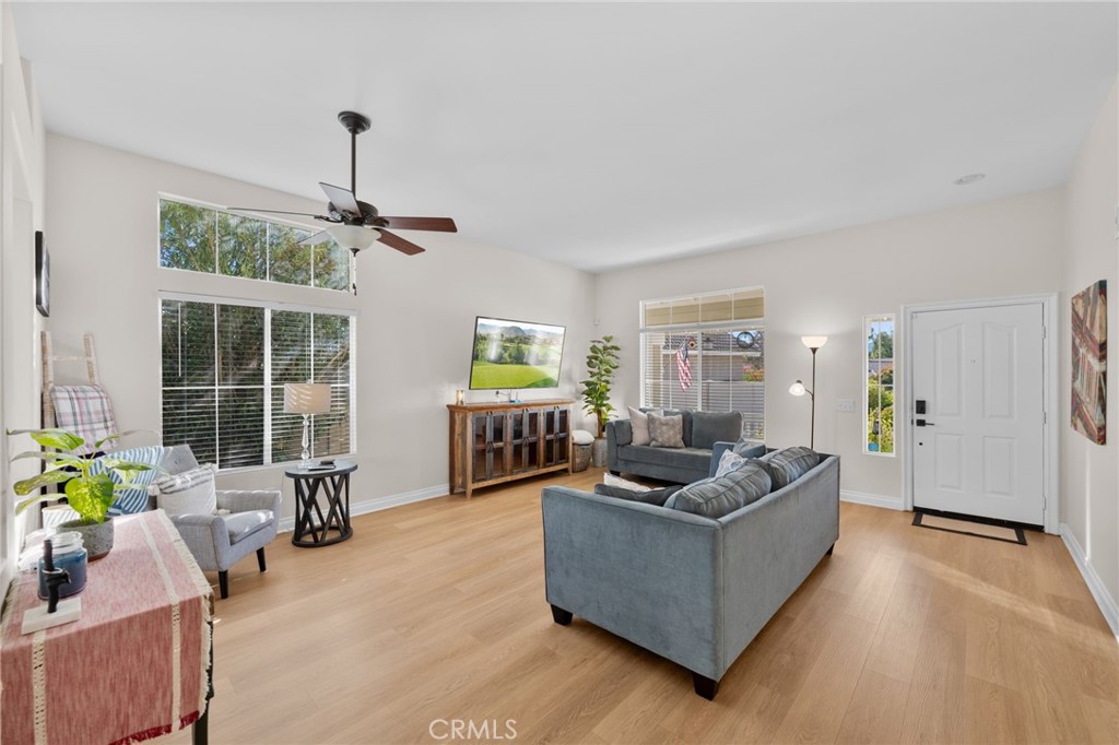 33422 Hillcrest Court