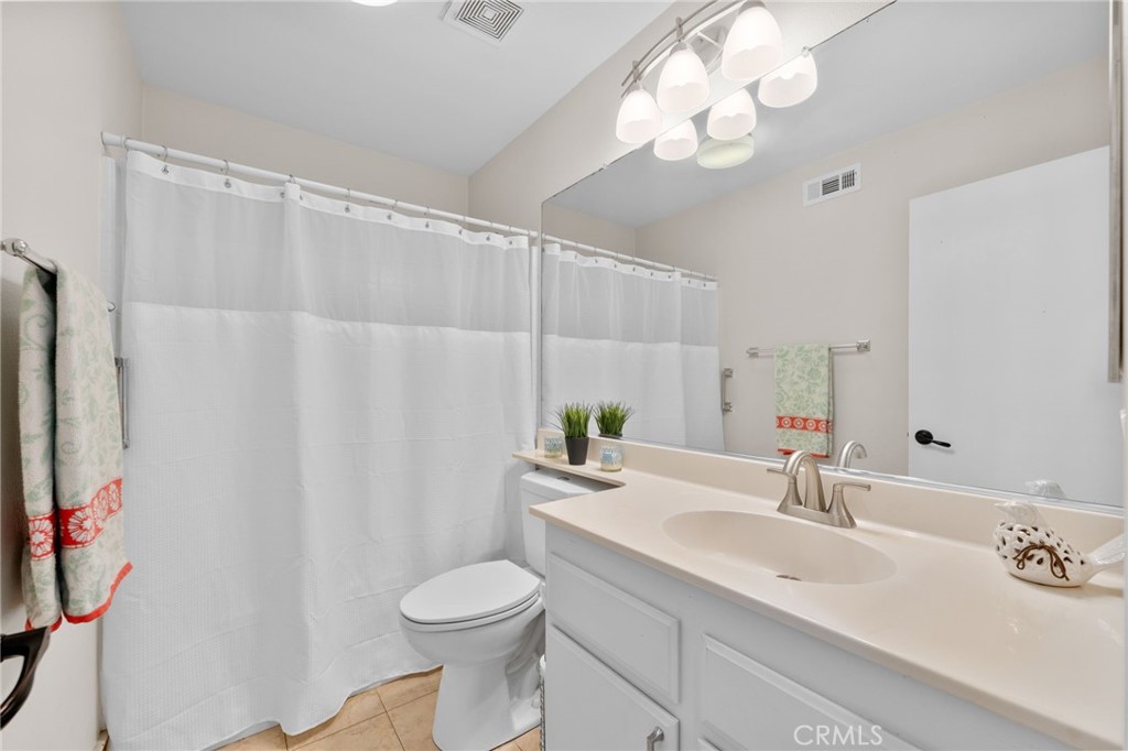 33422 Hillcrest Court