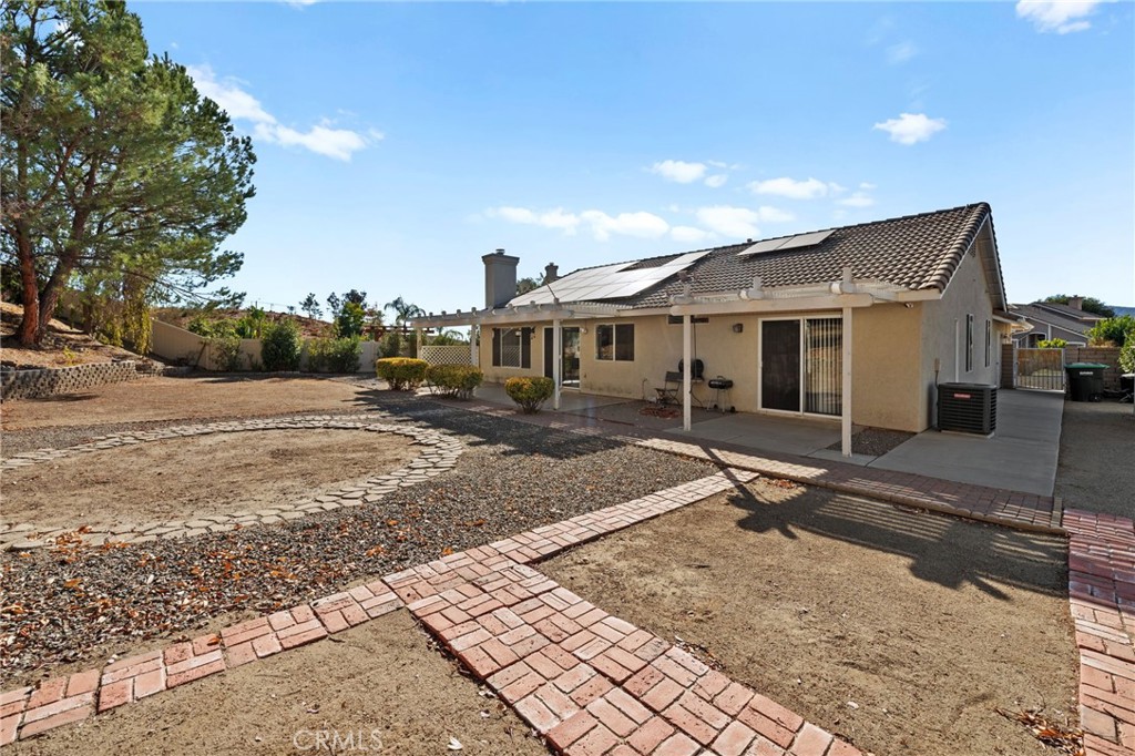 33422 Hillcrest Court