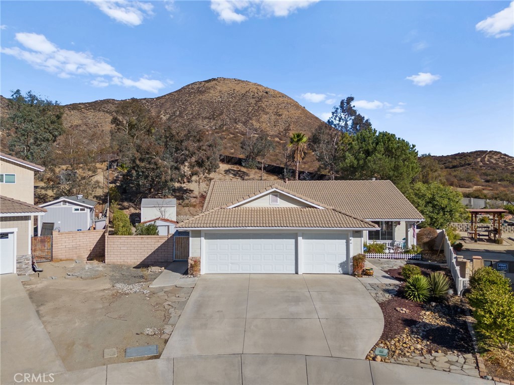 33422 Hillcrest Court