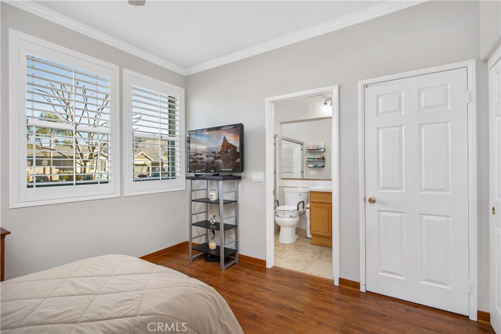 28341 Little Lake Court