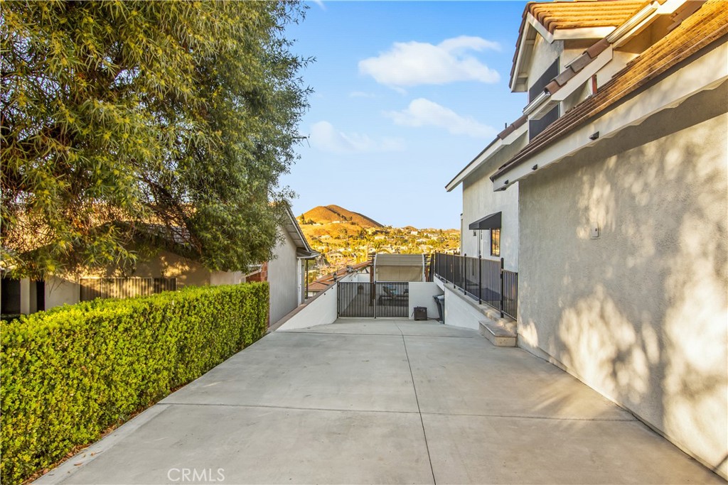 23186 Pretty Doe Drive