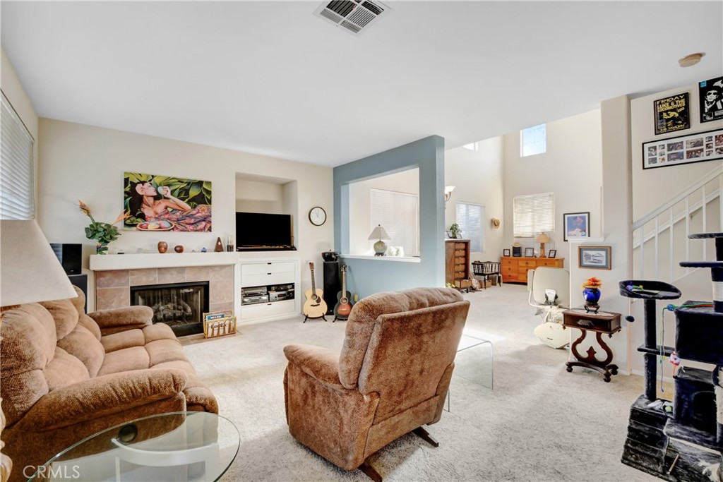 39879 Hillsboro Circle