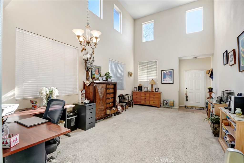 39879 Hillsboro Circle