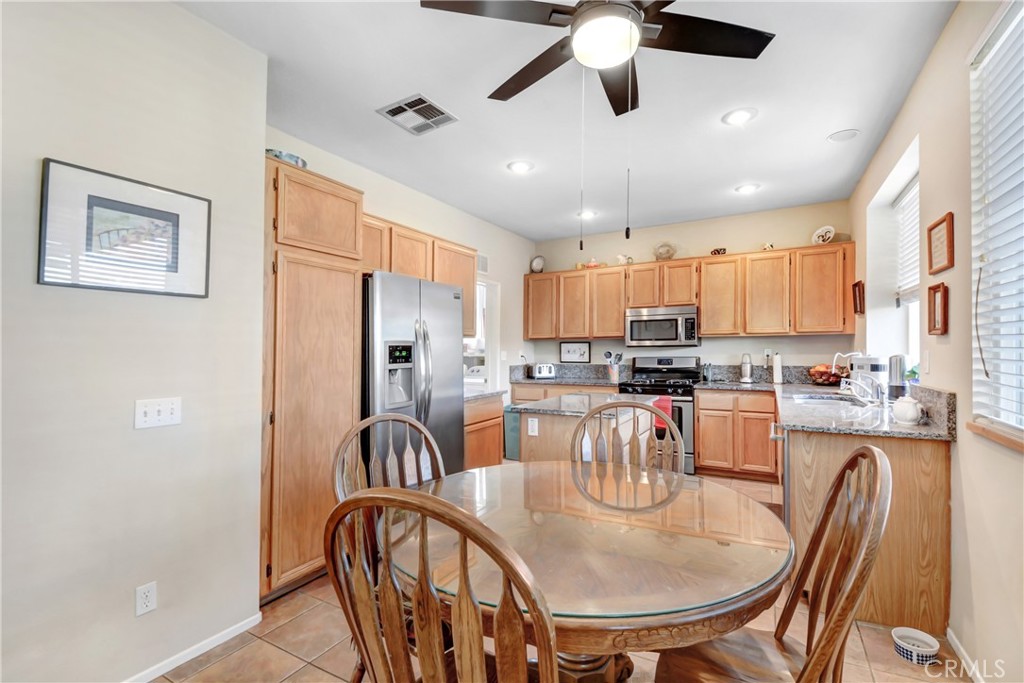 39879 Hillsboro Circle