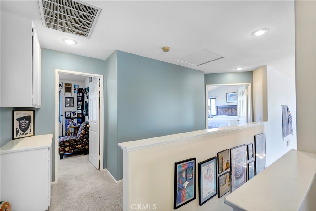 39879 Hillsboro Circle