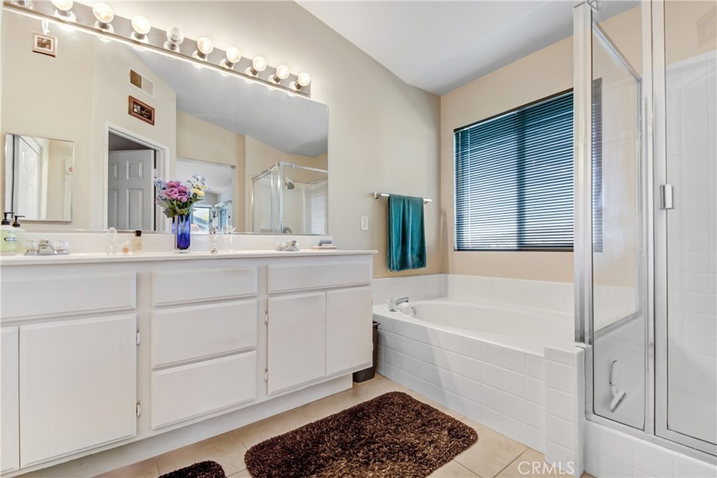 39879 Hillsboro Circle