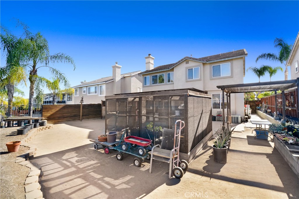 39879 Hillsboro Circle