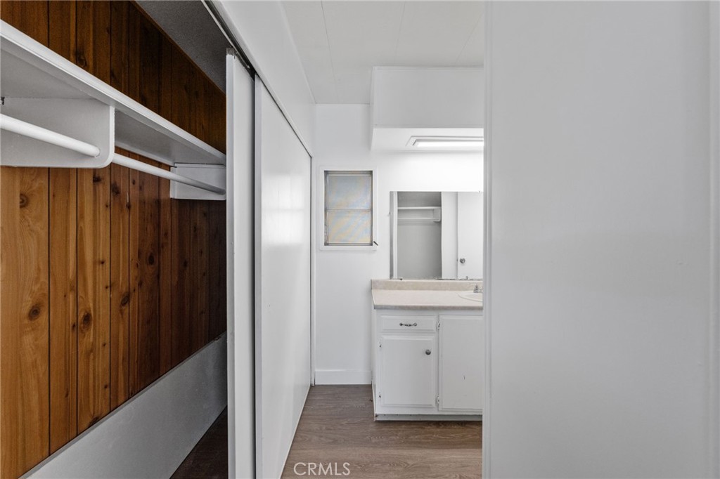 27150 SHADEL Road 42