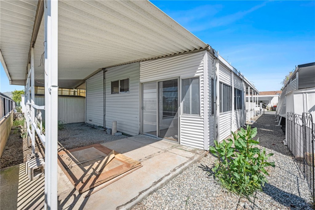 27150 SHADEL Road 42