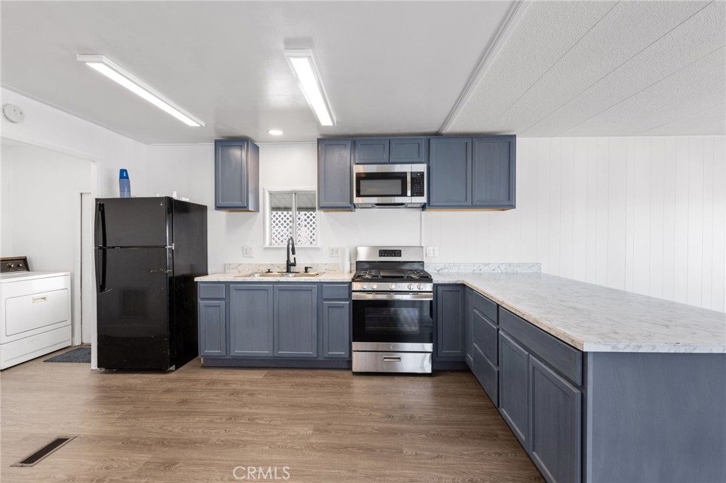 27150 SHADEL Road 42