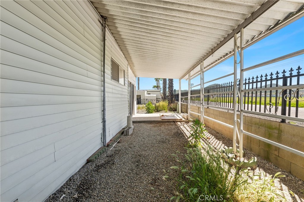 27150 SHADEL Road 42