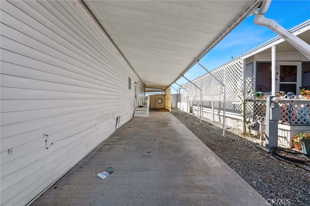 27150 SHADEL Road 42