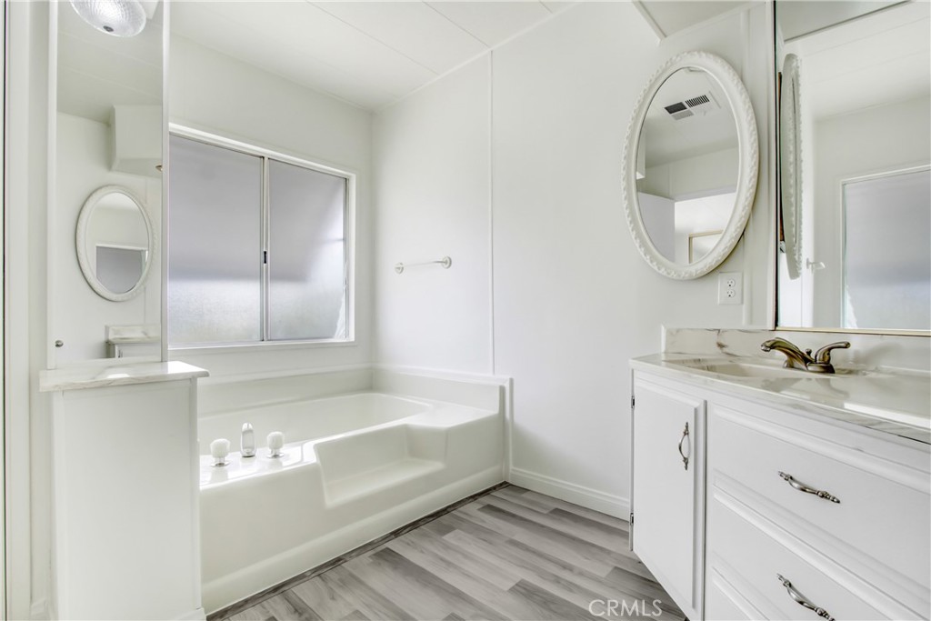 27701 Murrieta Road 122