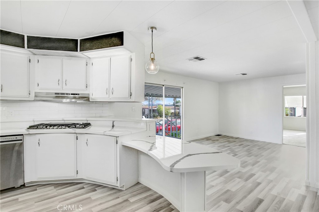 27701 Murrieta Road 122